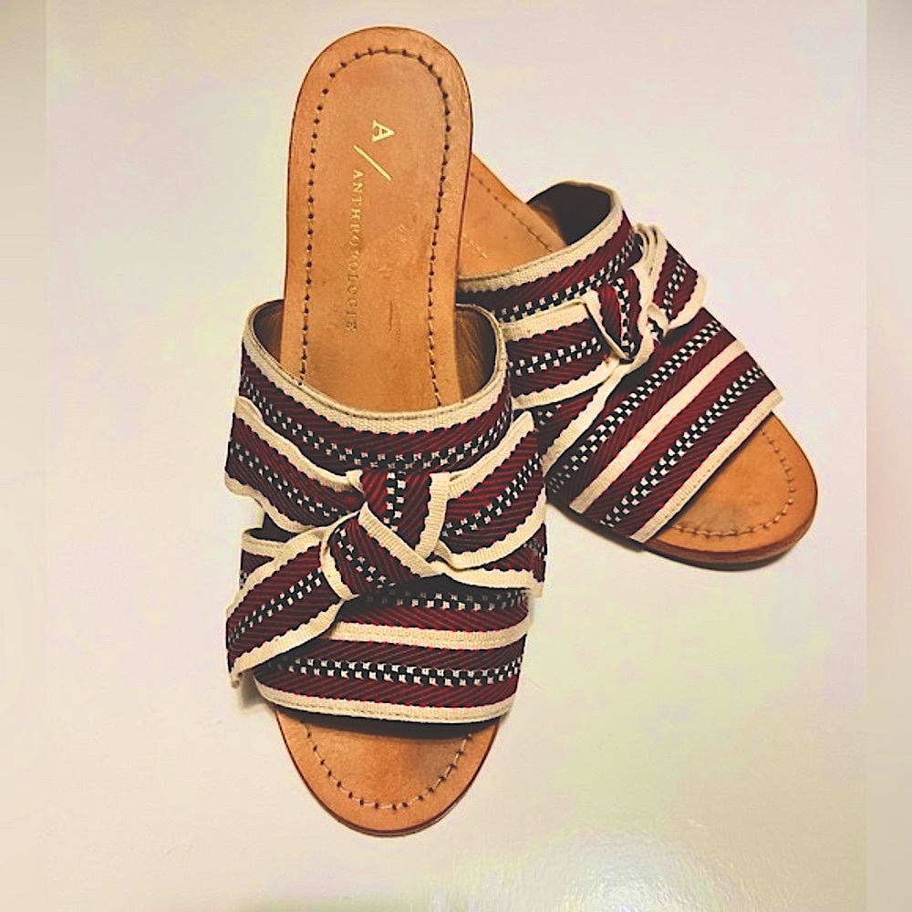 Anthropologie Sandals in Chic Boho printed front fabric strap and bow